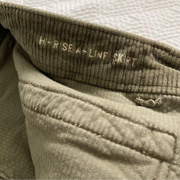 American Eagle Green Corduroy Zip Front Super Stretch Mini Skirt 20 Short - Picture 3 of 11